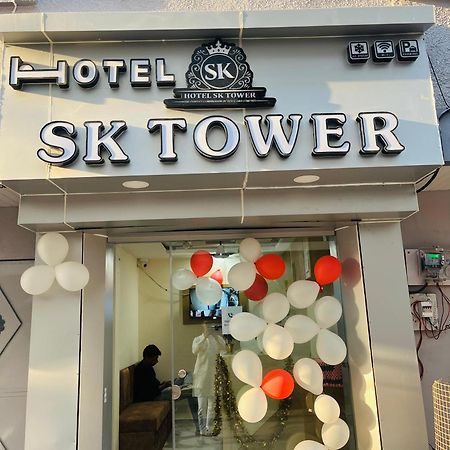 Hotel Sk Tower Ujaim Exterior foto